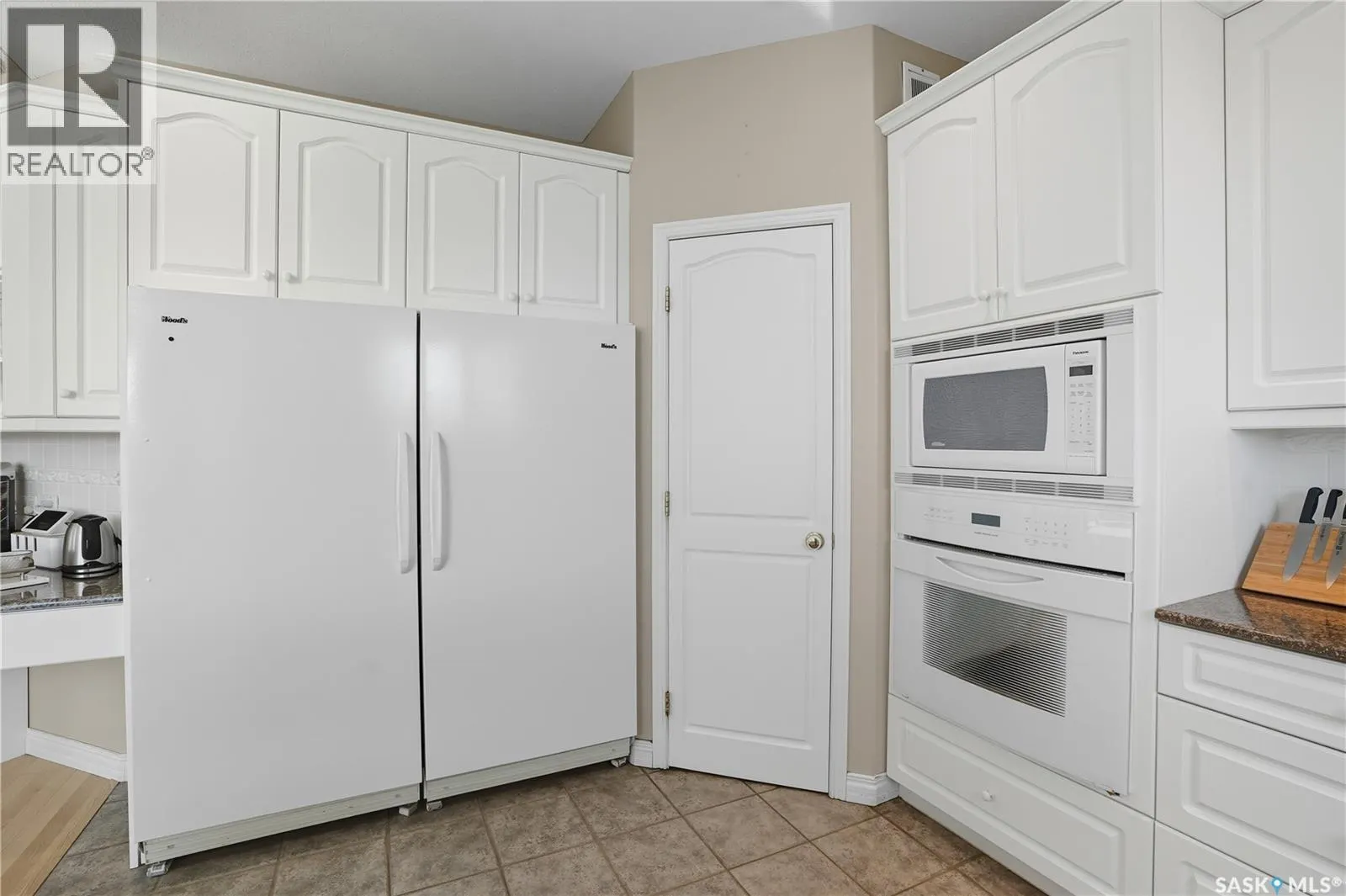 422 Le May CRESCENT