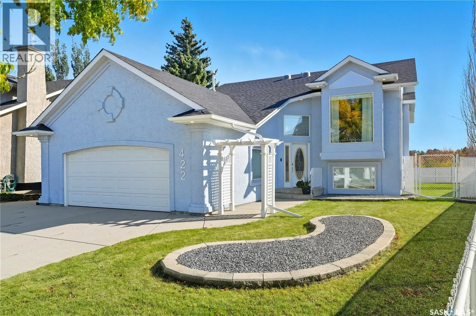 422 Le May CRESCENT