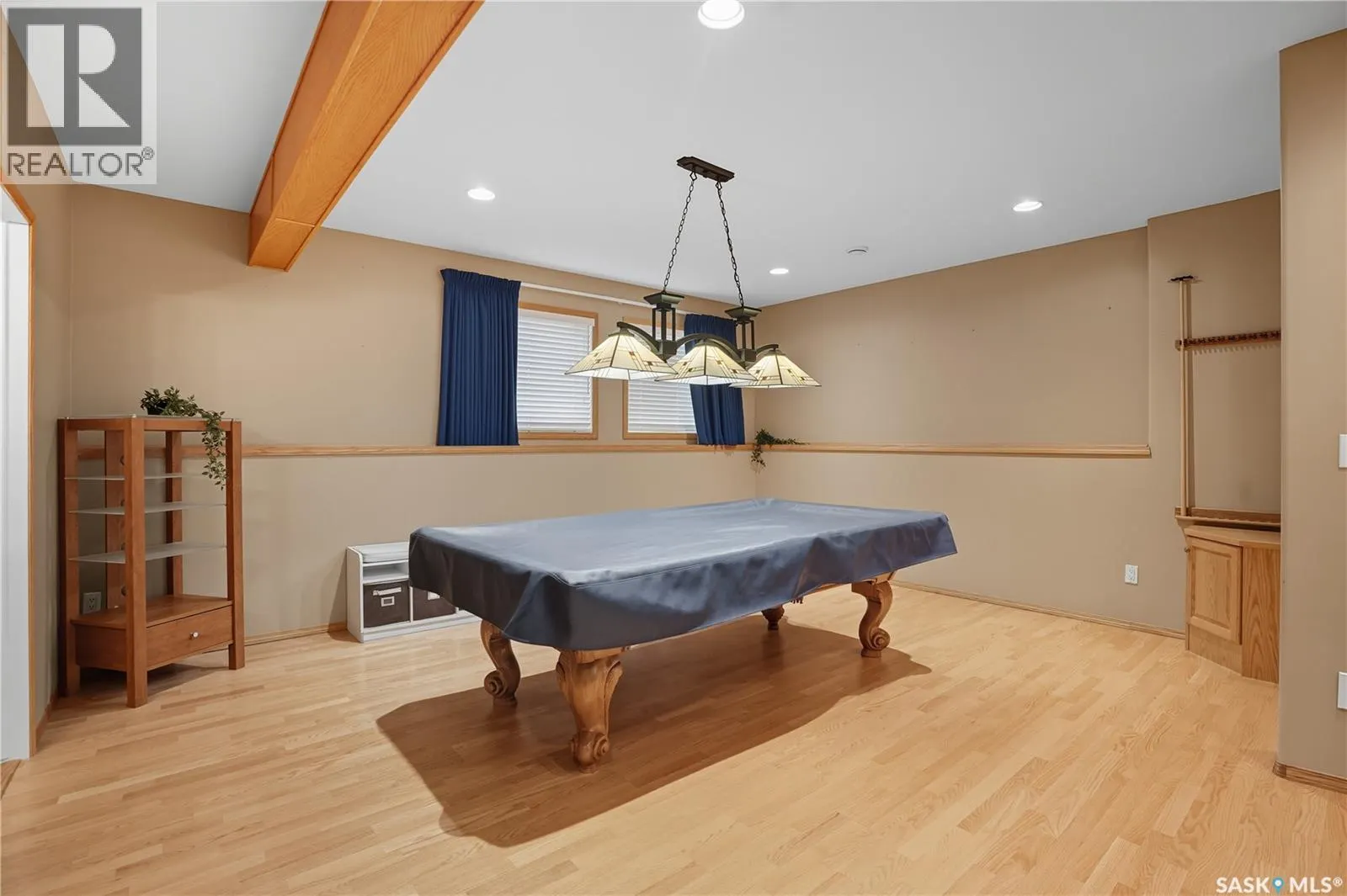 422 Le May CRESCENT