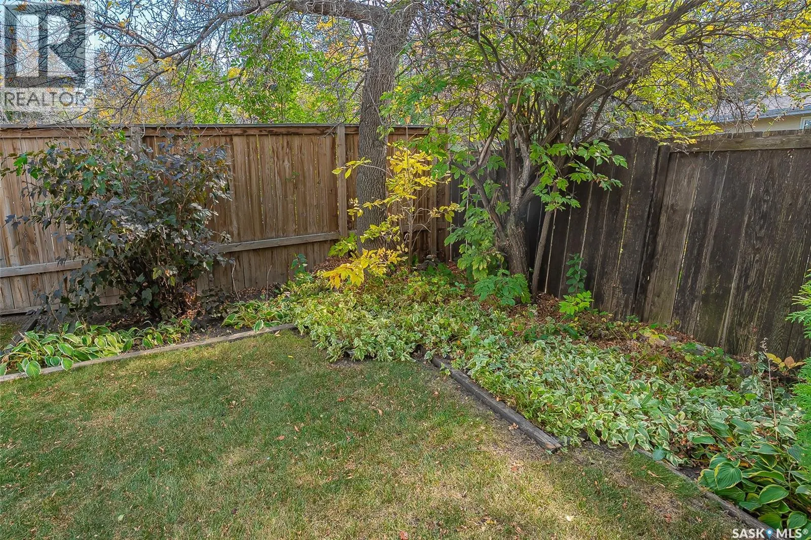2137 Pembina AVENUE