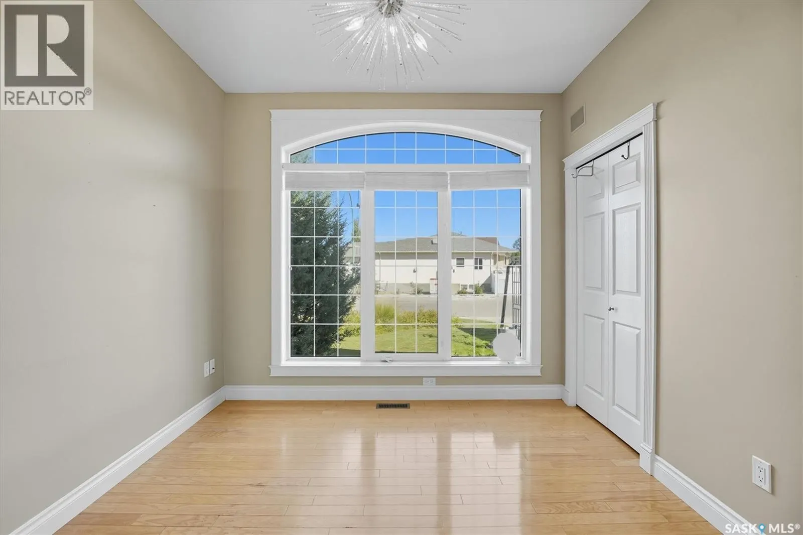 307 Beechmont LANE