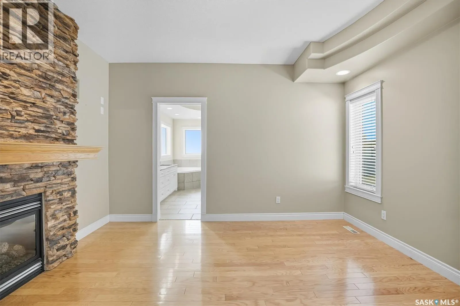 307 Beechmont LANE