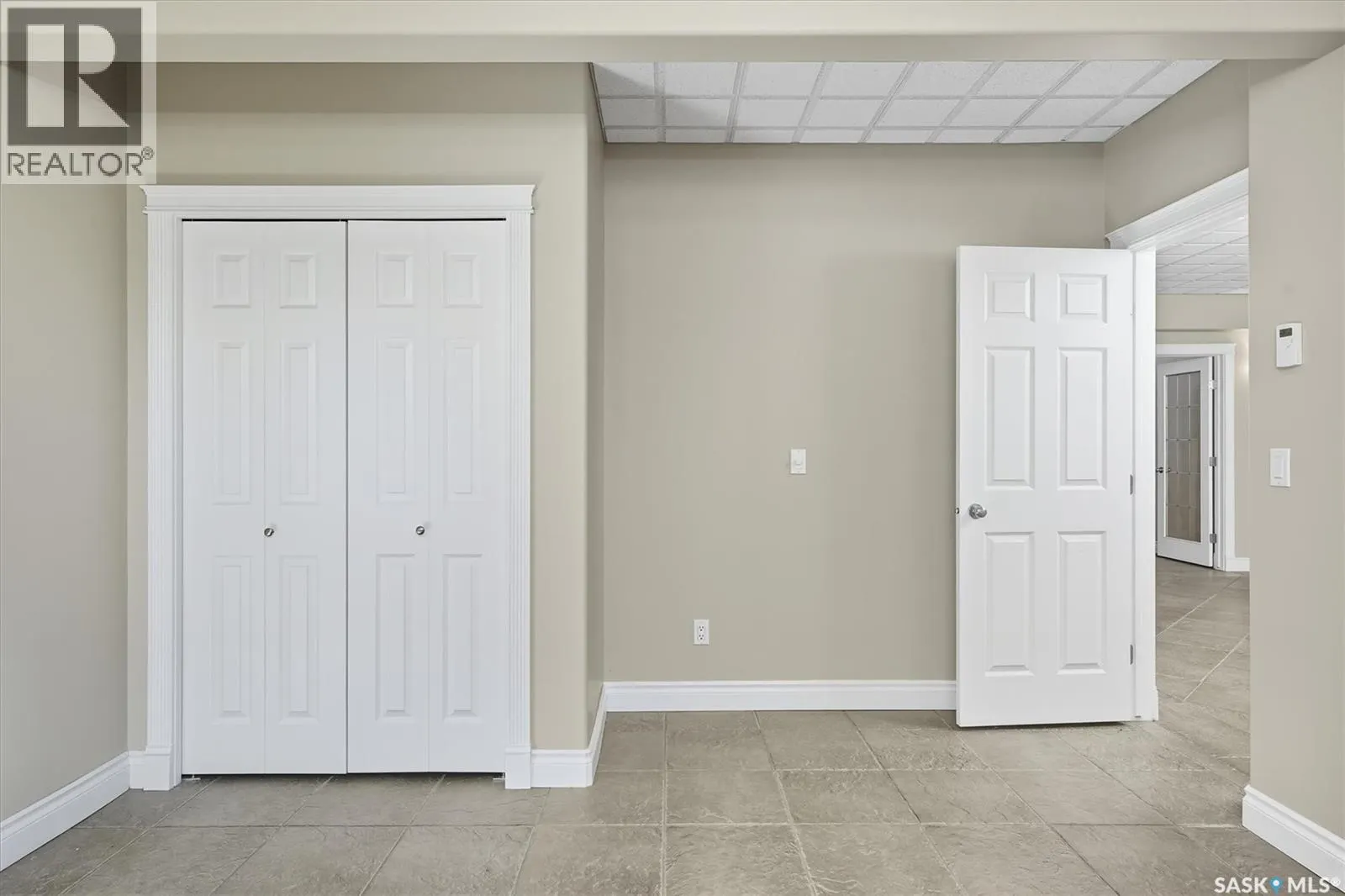 307 Beechmont LANE
