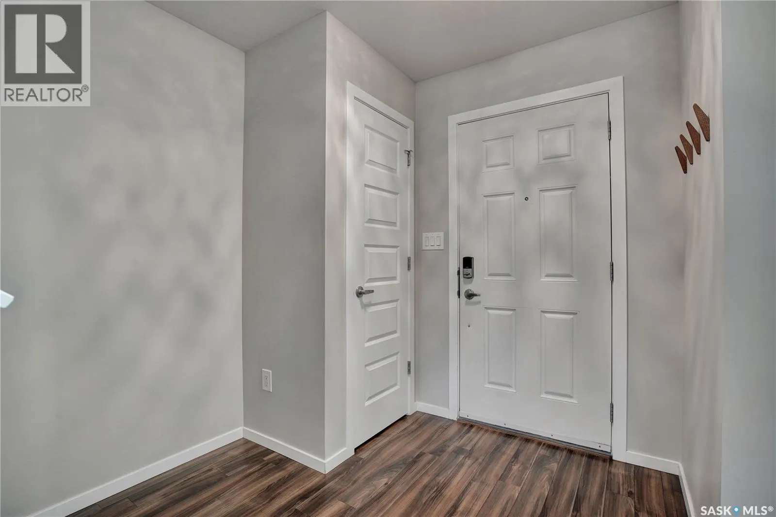 4166 Brighton CIRCLE