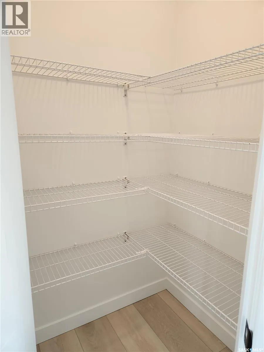 241 Carriage DRIVE