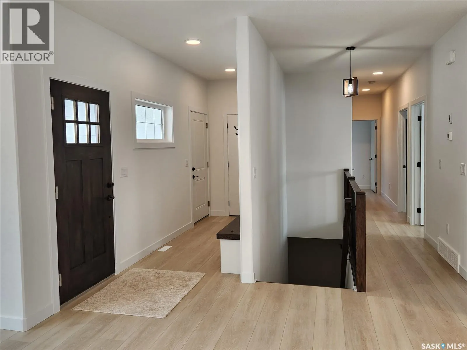 241 Carriage DRIVE
