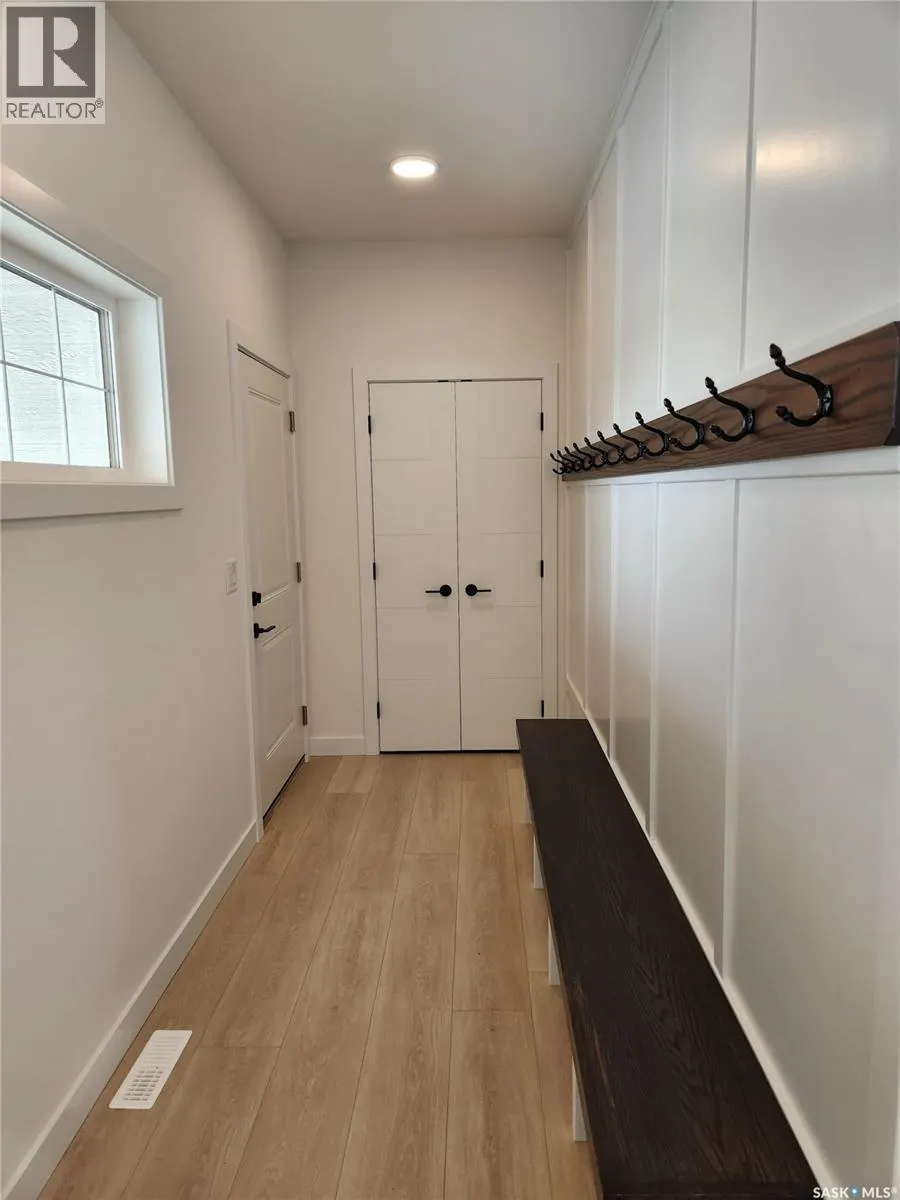241 Carriage DRIVE