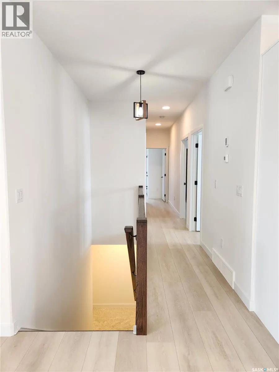 241 Carriage DRIVE