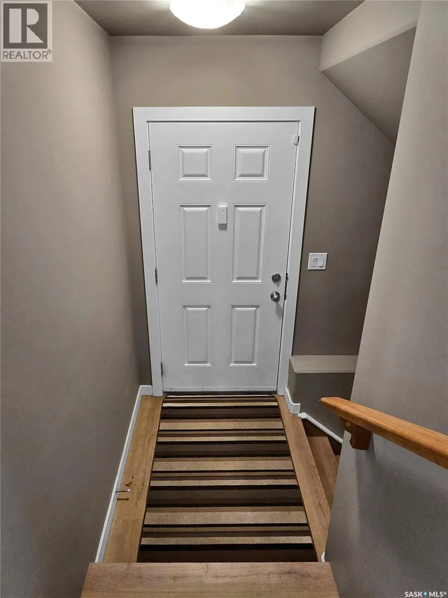 251 Underhill WAY