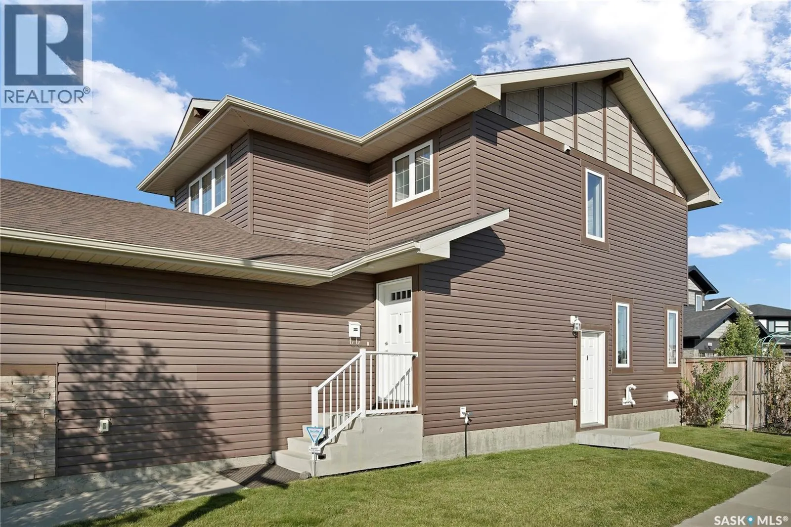 251 Underhill WAY