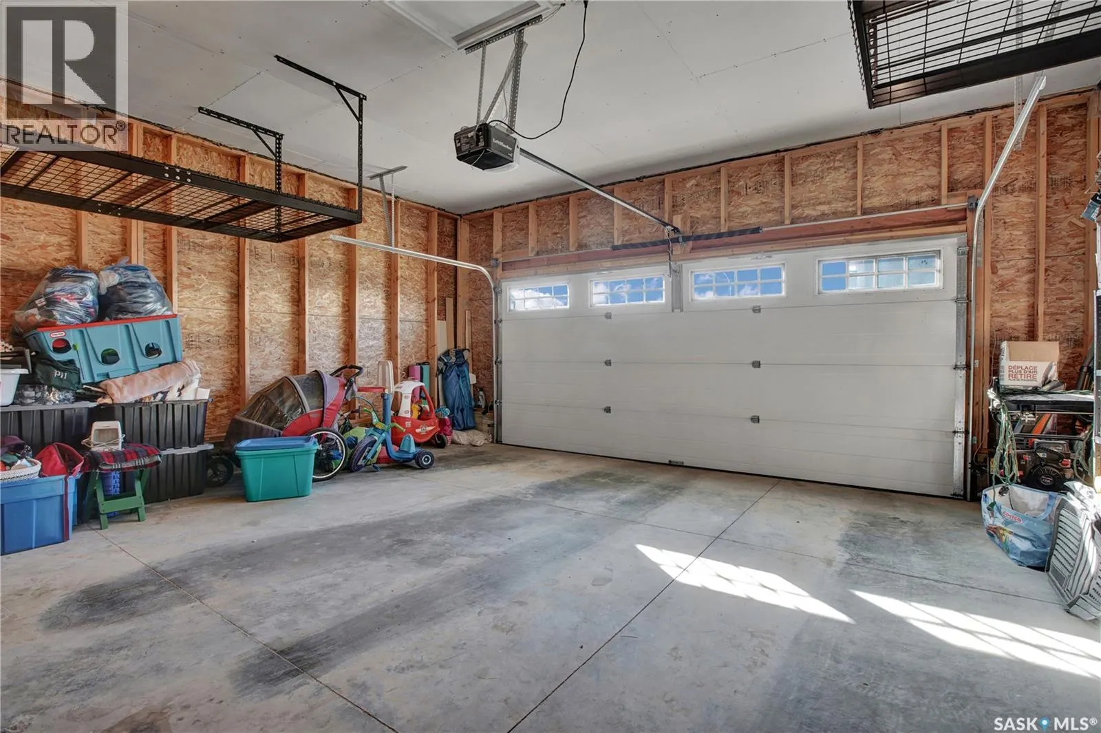 251 Underhill WAY