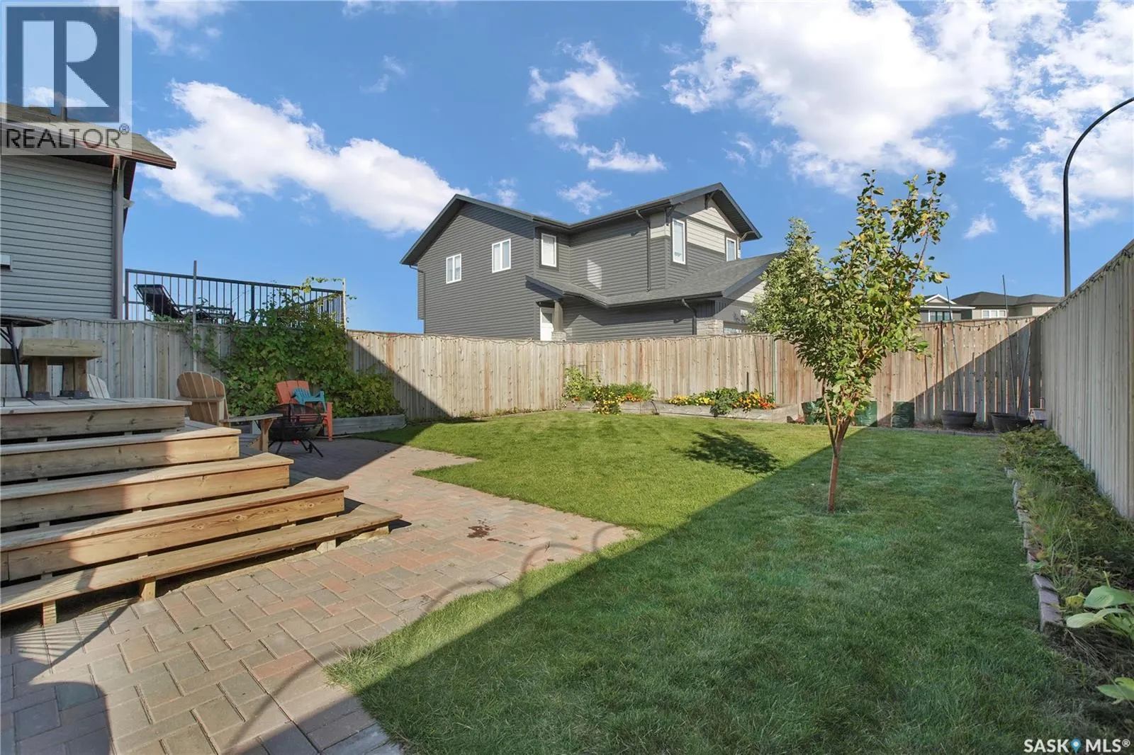 251 Underhill WAY