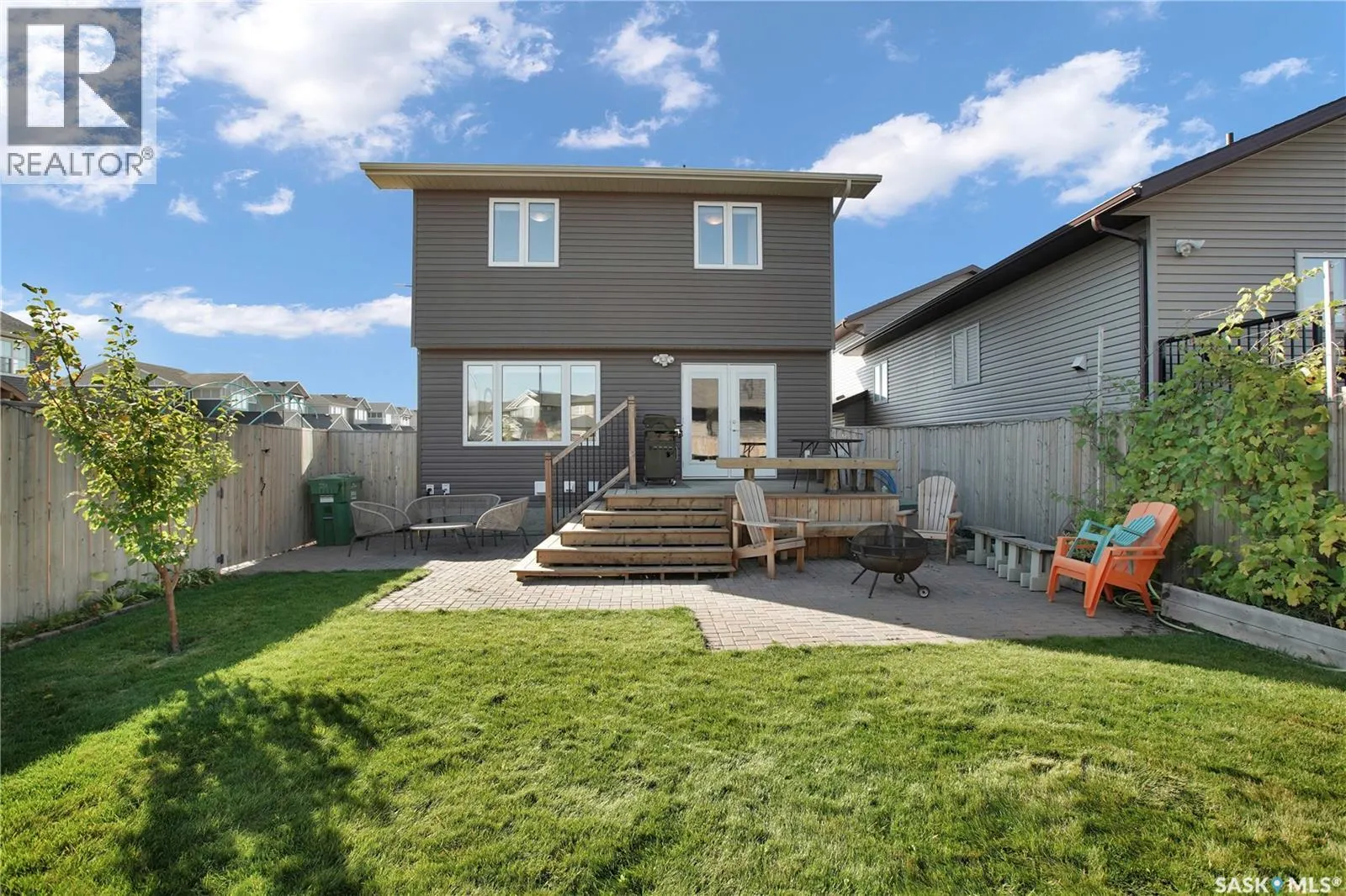 251 Underhill WAY
