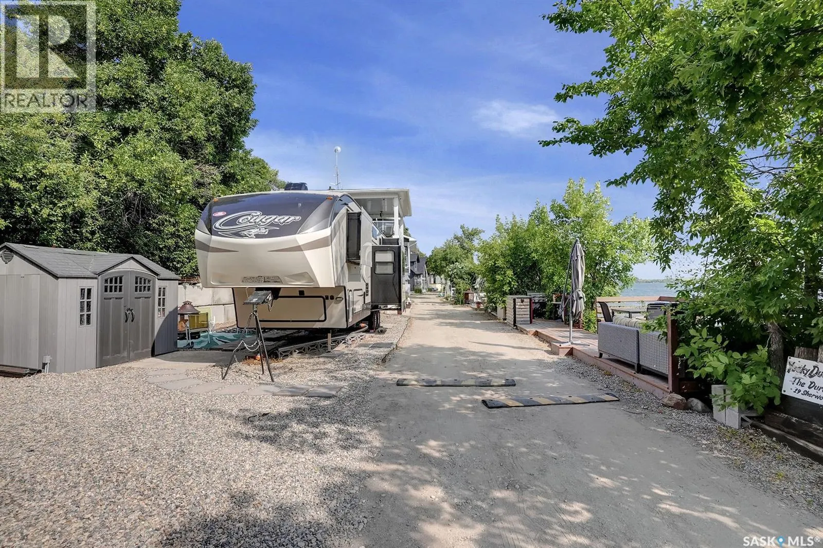 10 Grandview ROAD