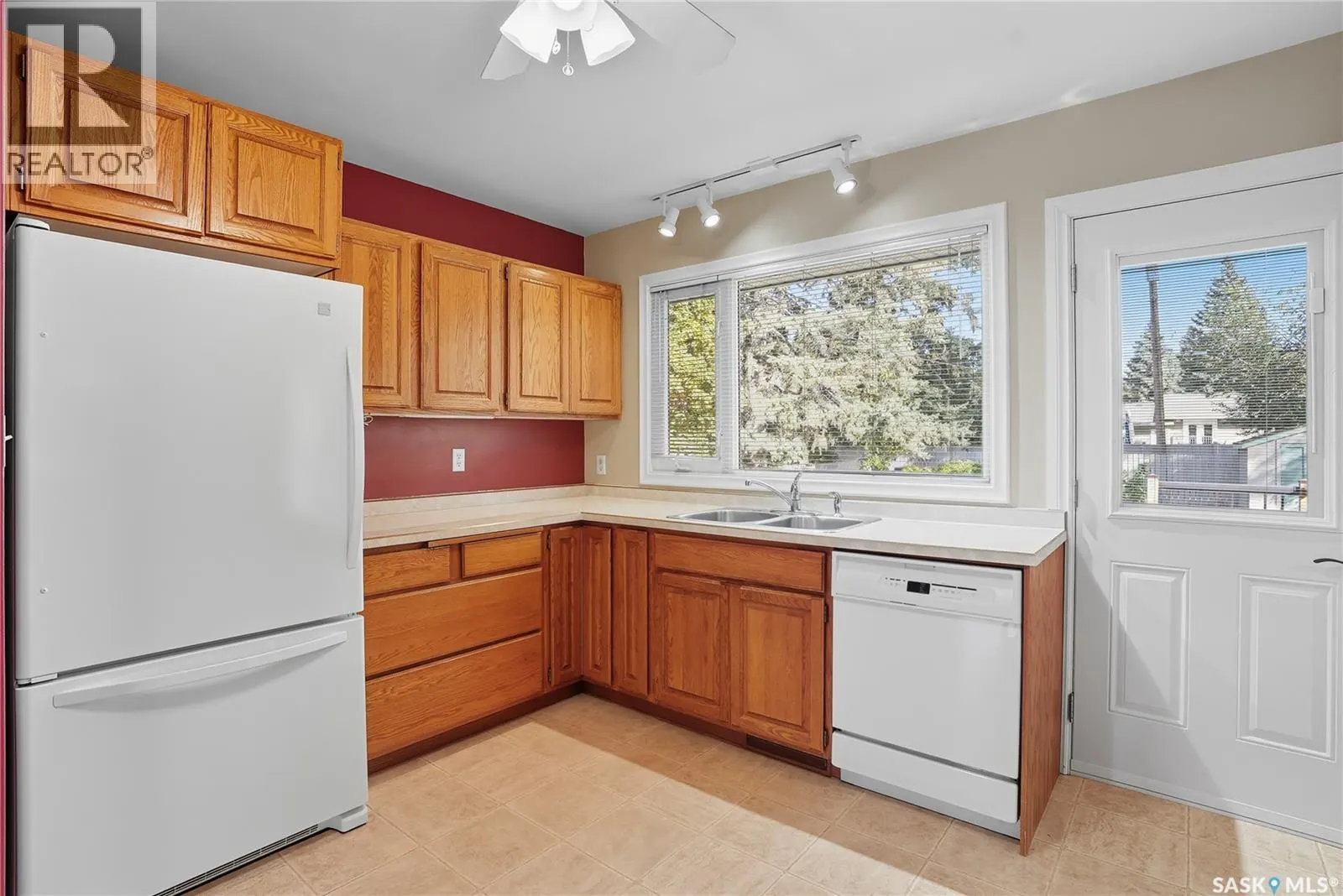 515 GARRISON CRESCENT