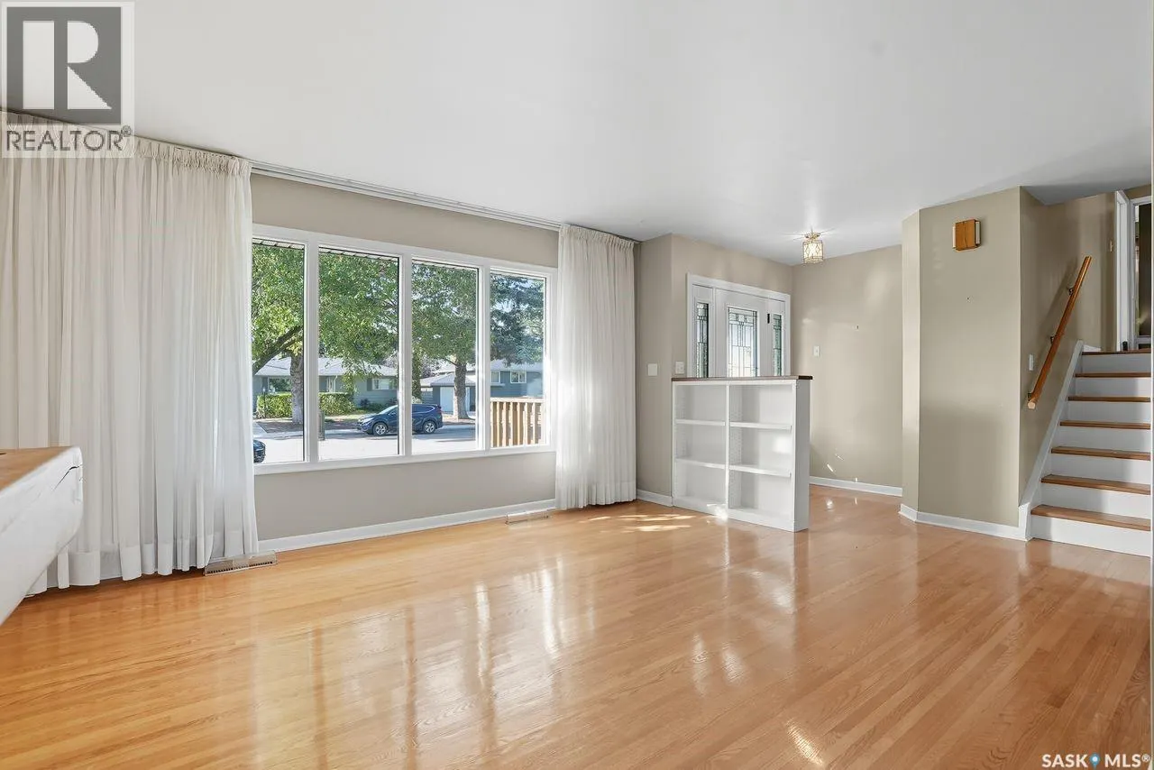 515 GARRISON CRESCENT