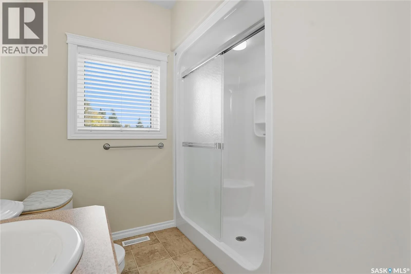 119 Aspen CRESCENT