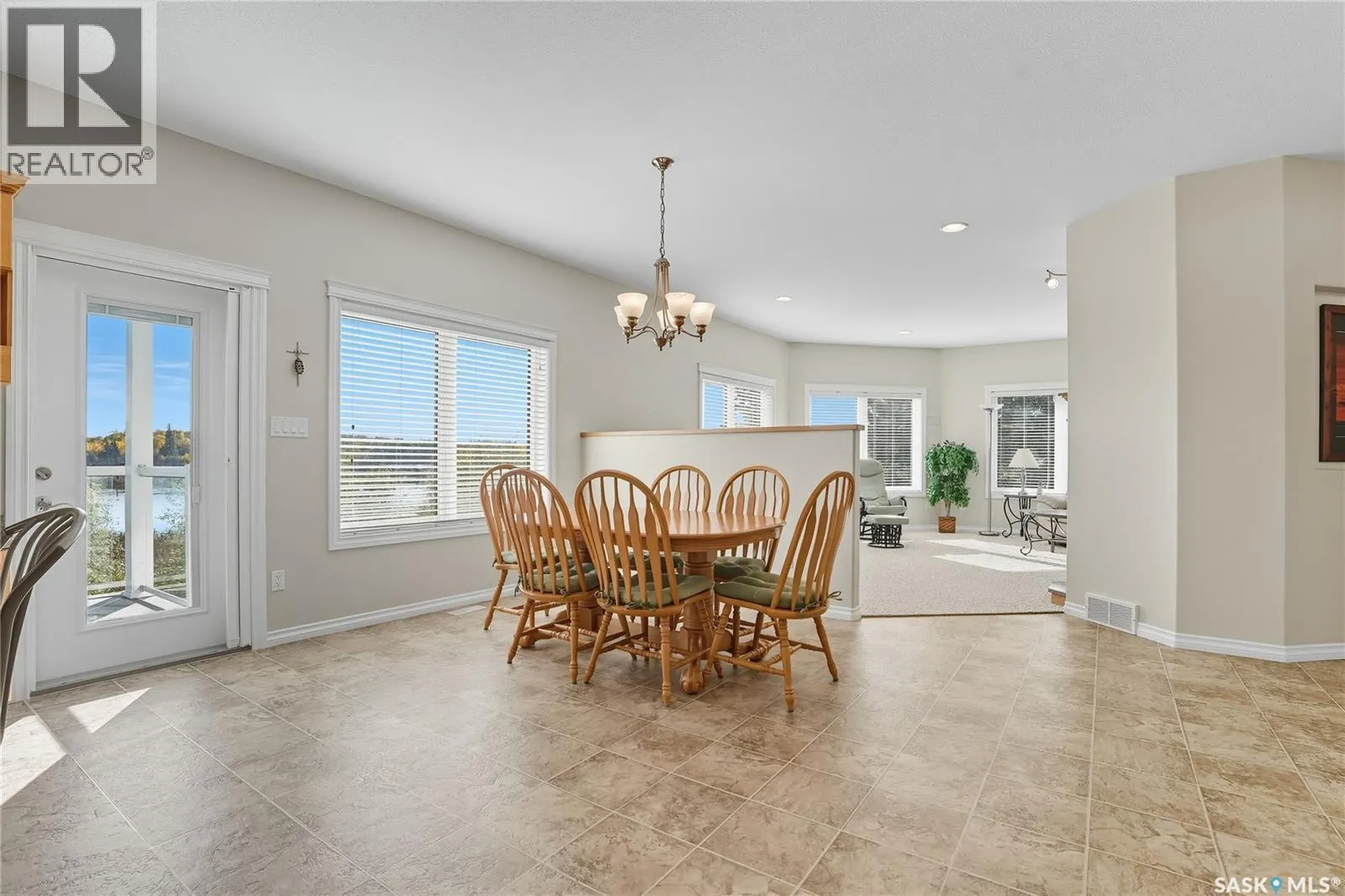 119 Aspen CRESCENT