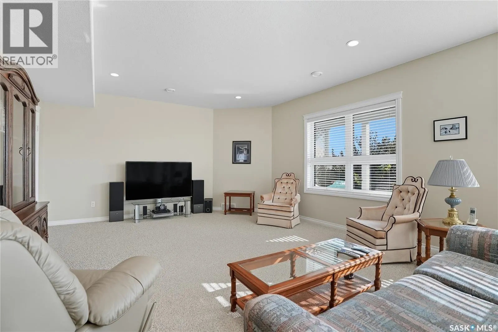 119 Aspen CRESCENT