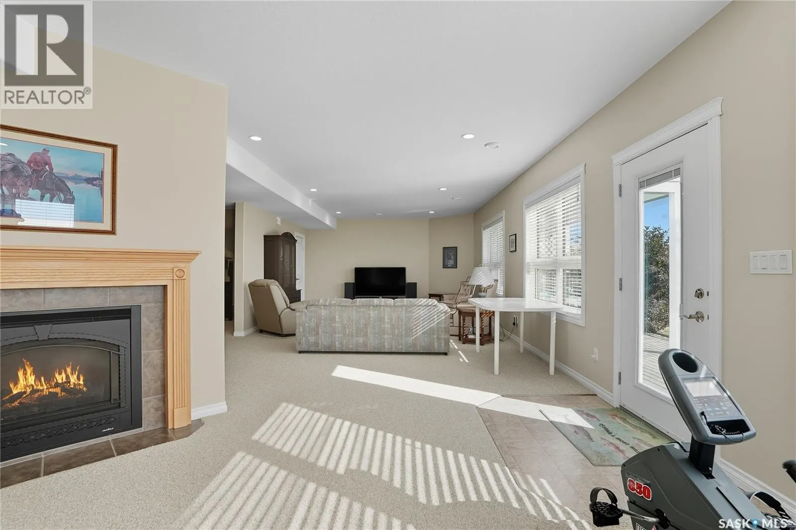 119 Aspen CRESCENT