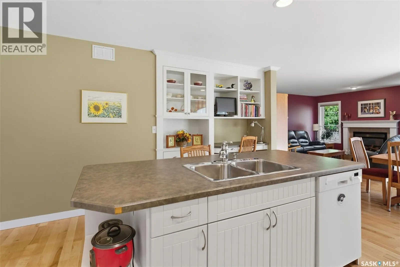 443 Blackburn TERRACE