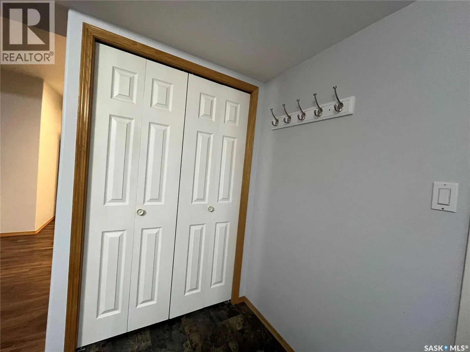 206 230 Lister Kaye CRESCENT