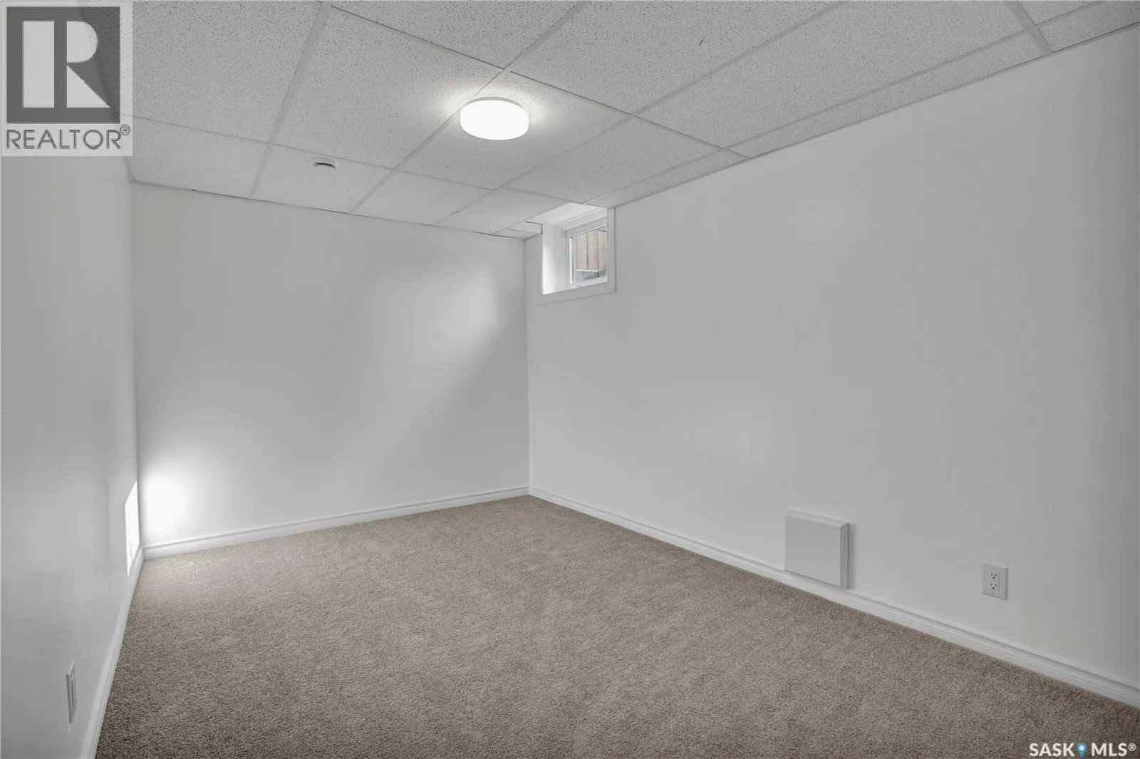 3663 Fairlight DRIVE