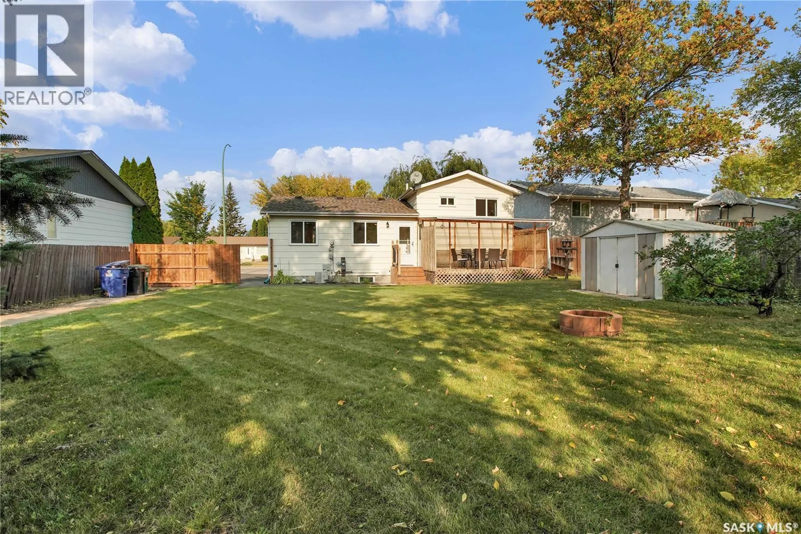 3663 Fairlight DRIVE