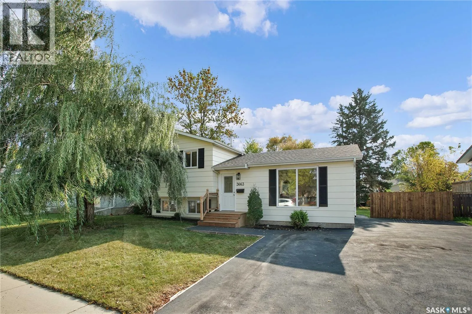 3663 Fairlight DRIVE