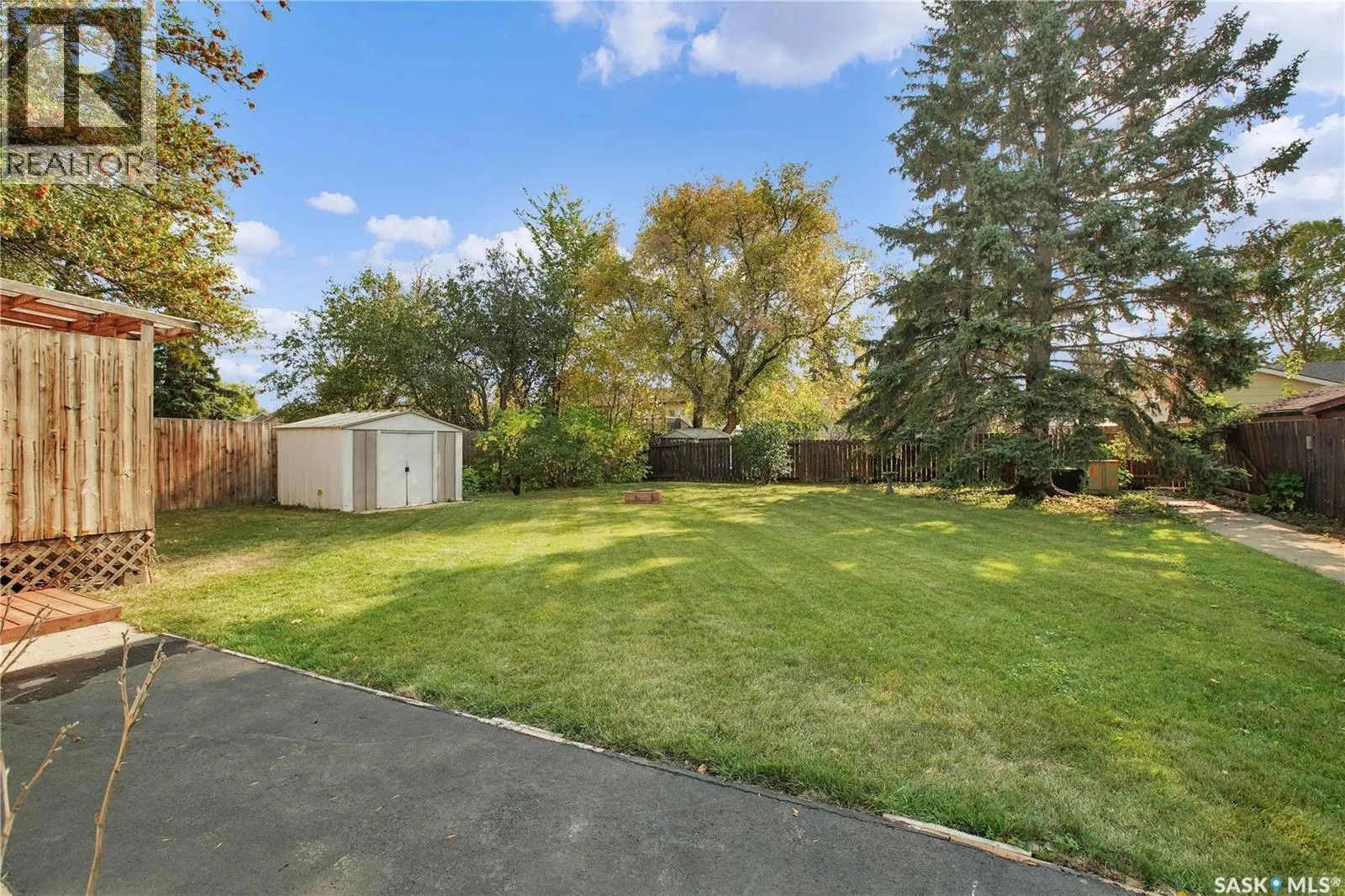 3663 Fairlight DRIVE