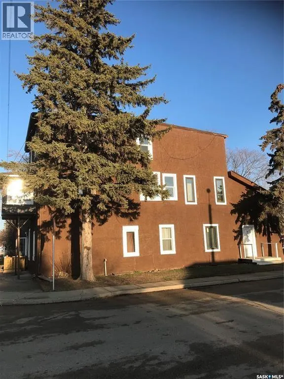 575 Athabasca STREET W