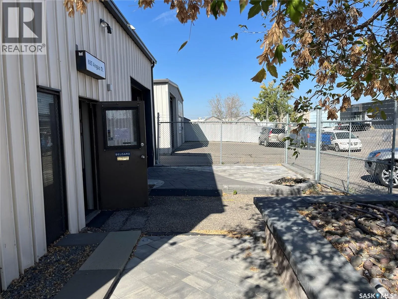 680 ANGUS STREET