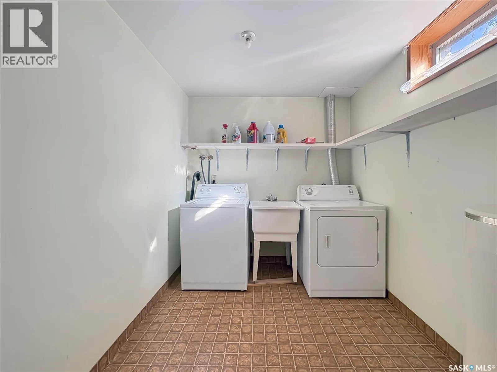 2118 102nd CRESCENT