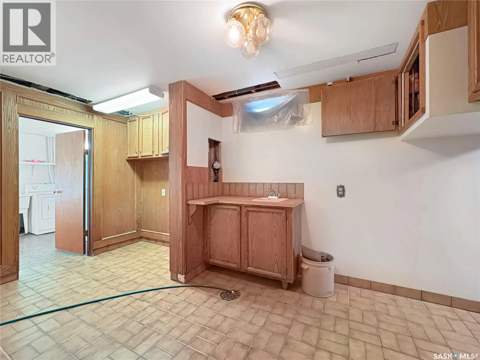 2118 102nd CRESCENT