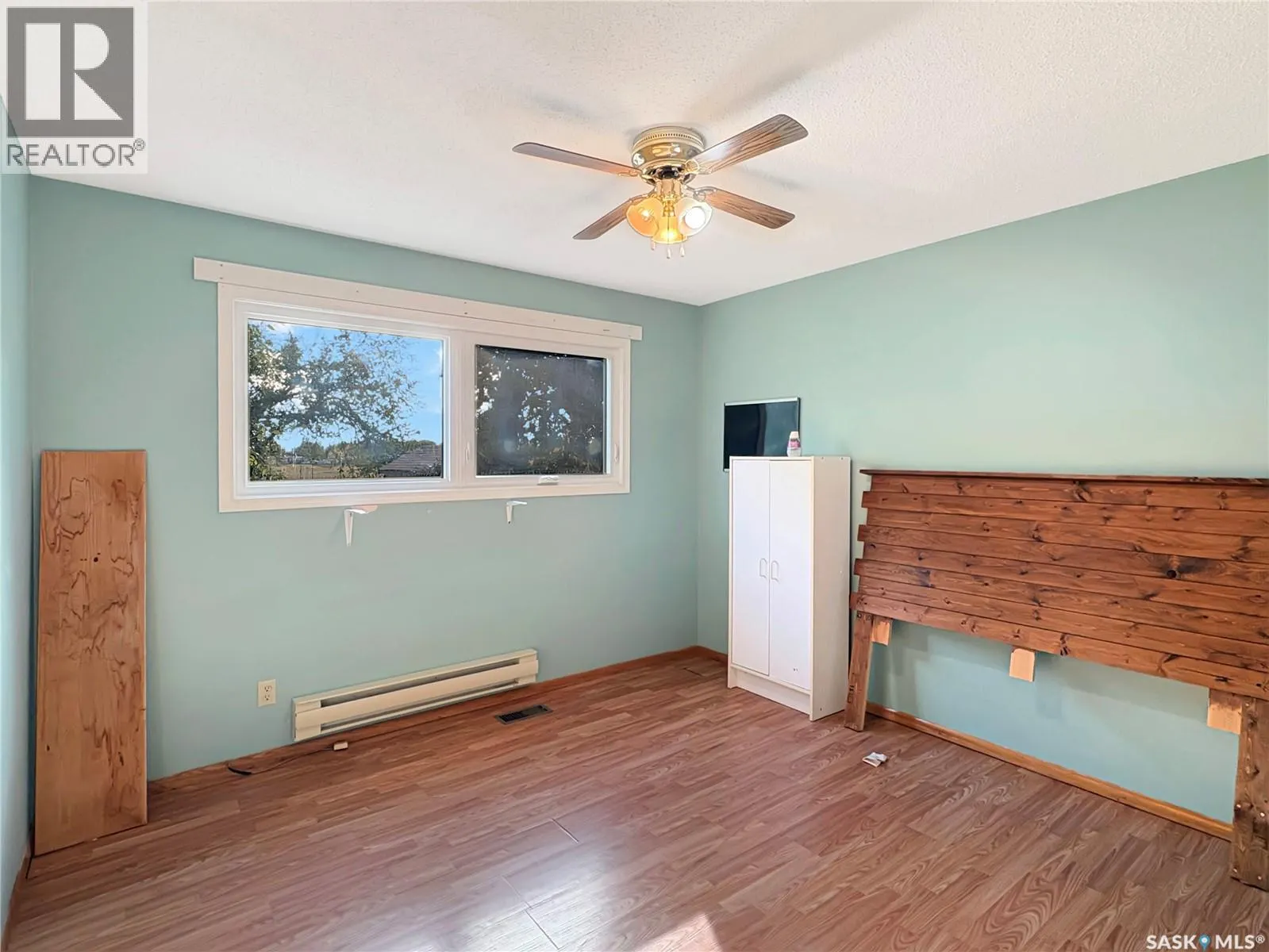2118 102nd CRESCENT