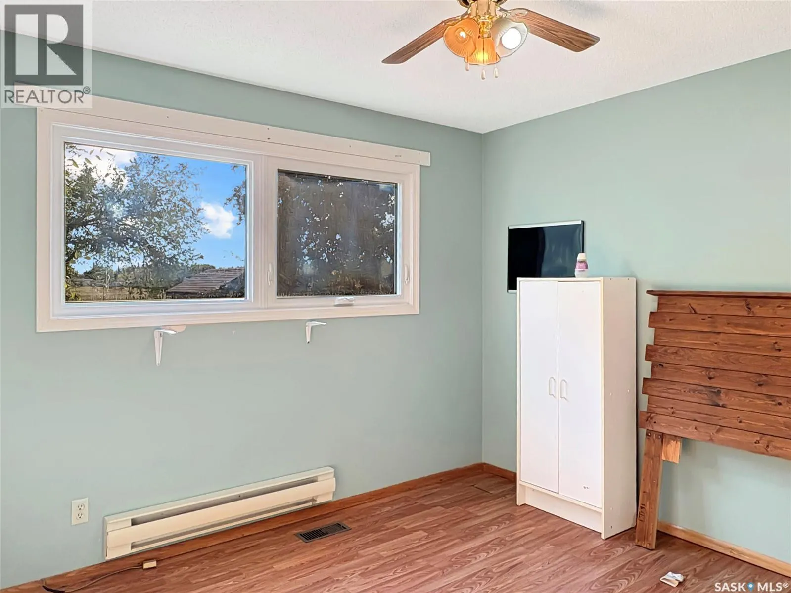 2118 102nd CRESCENT
