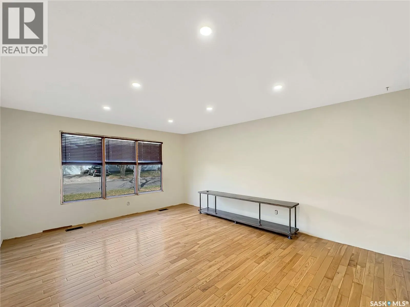 2118 102nd CRESCENT
