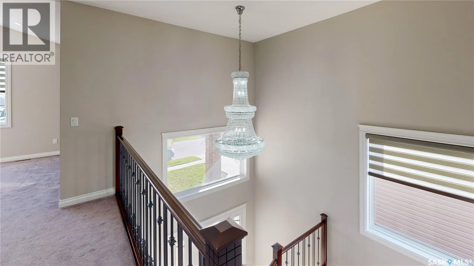 5330 McKenna CRESCENT