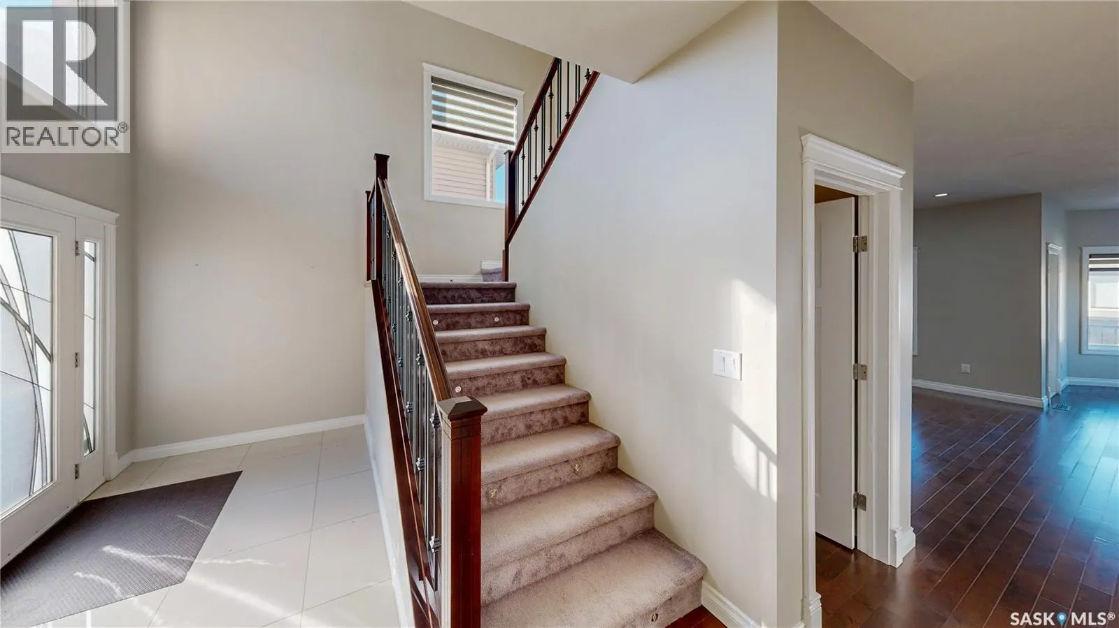 5330 McKenna CRESCENT