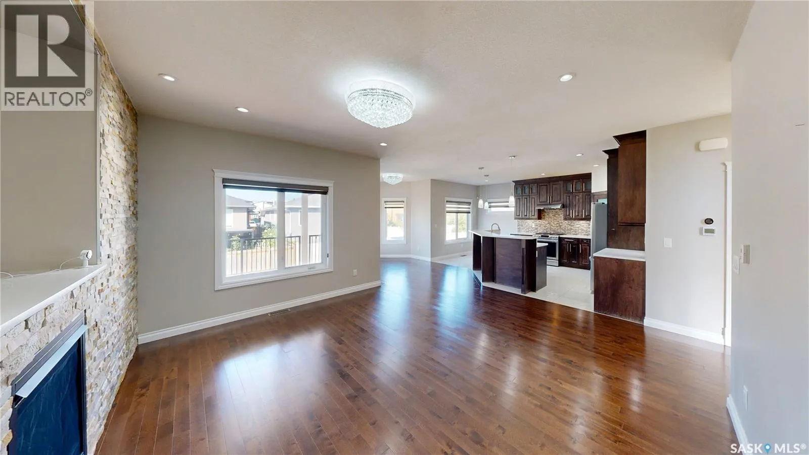 5330 McKenna CRESCENT