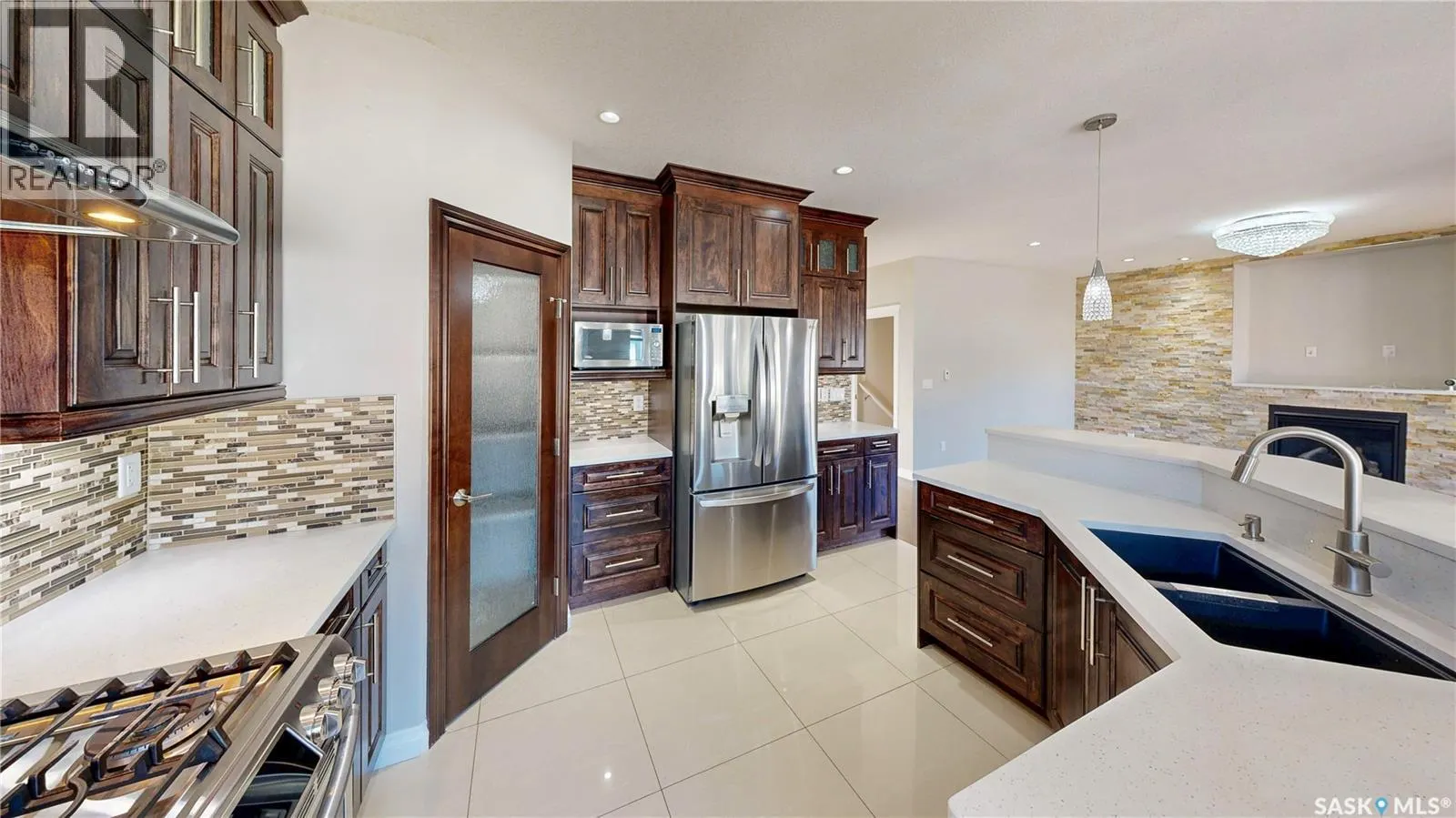 5330 McKenna CRESCENT