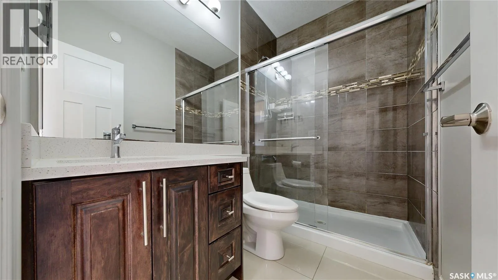 5330 McKenna CRESCENT