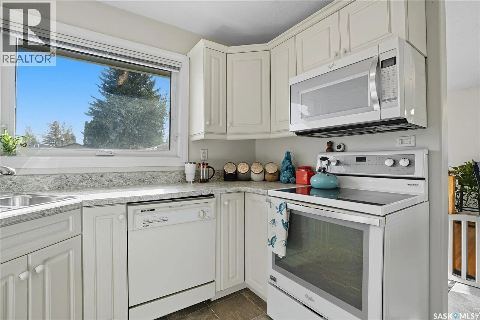 2225 Richardson ROAD