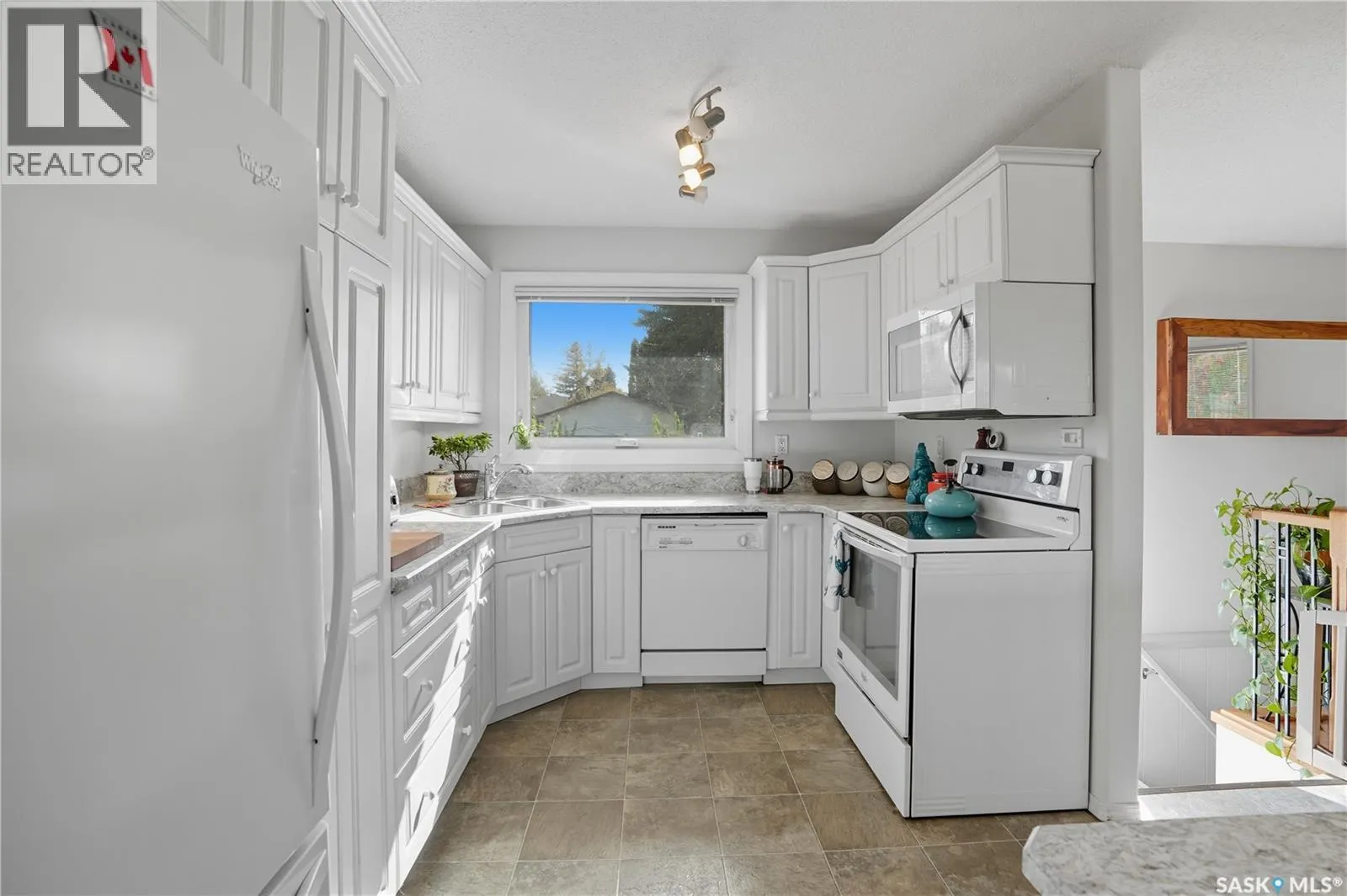 2225 Richardson ROAD