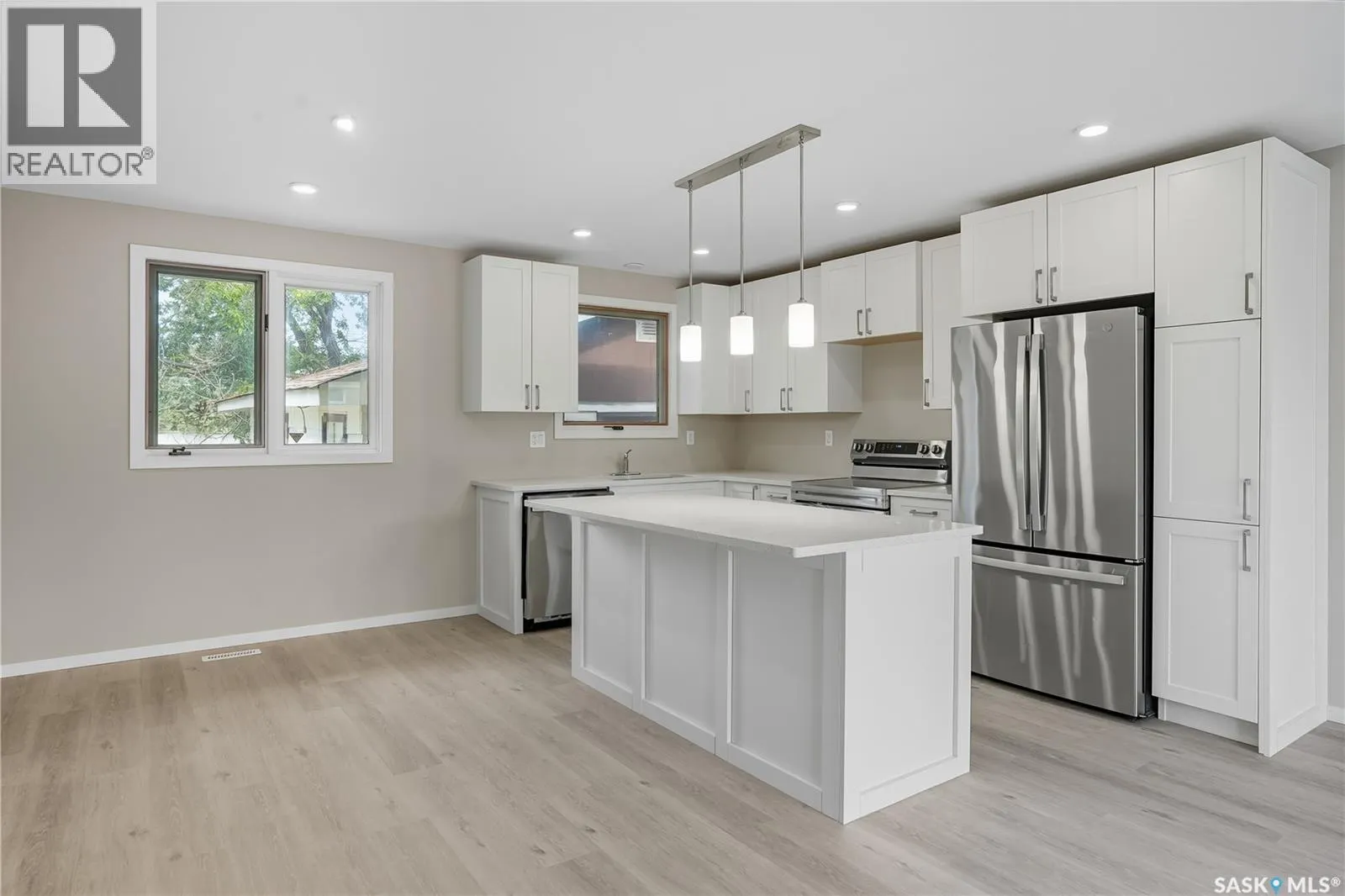 42 Aitken CRESCENT
