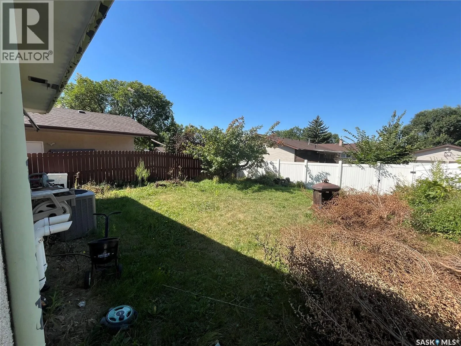 604 Dalgliesh DRIVE