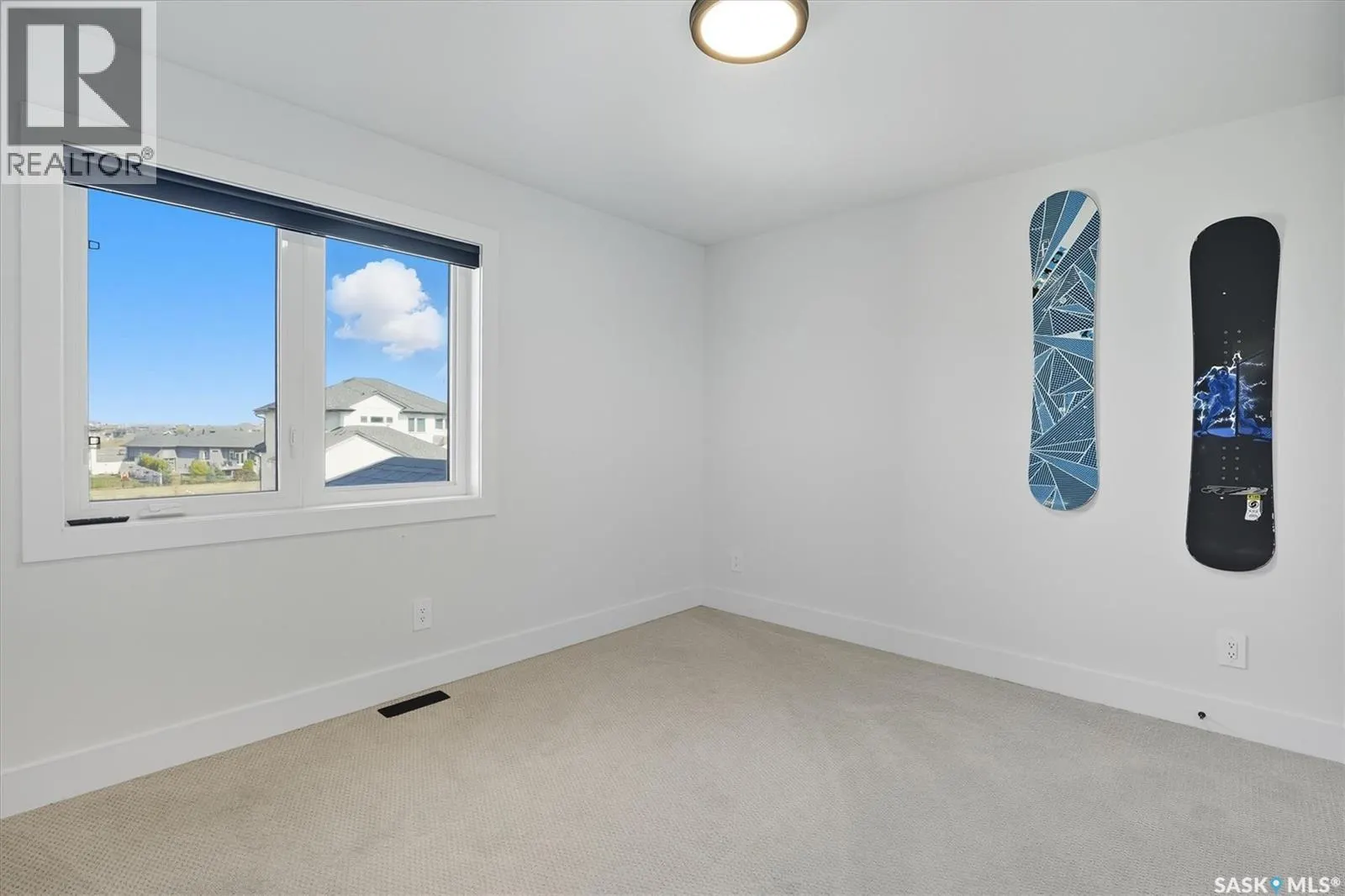 518 Hamm CRESCENT