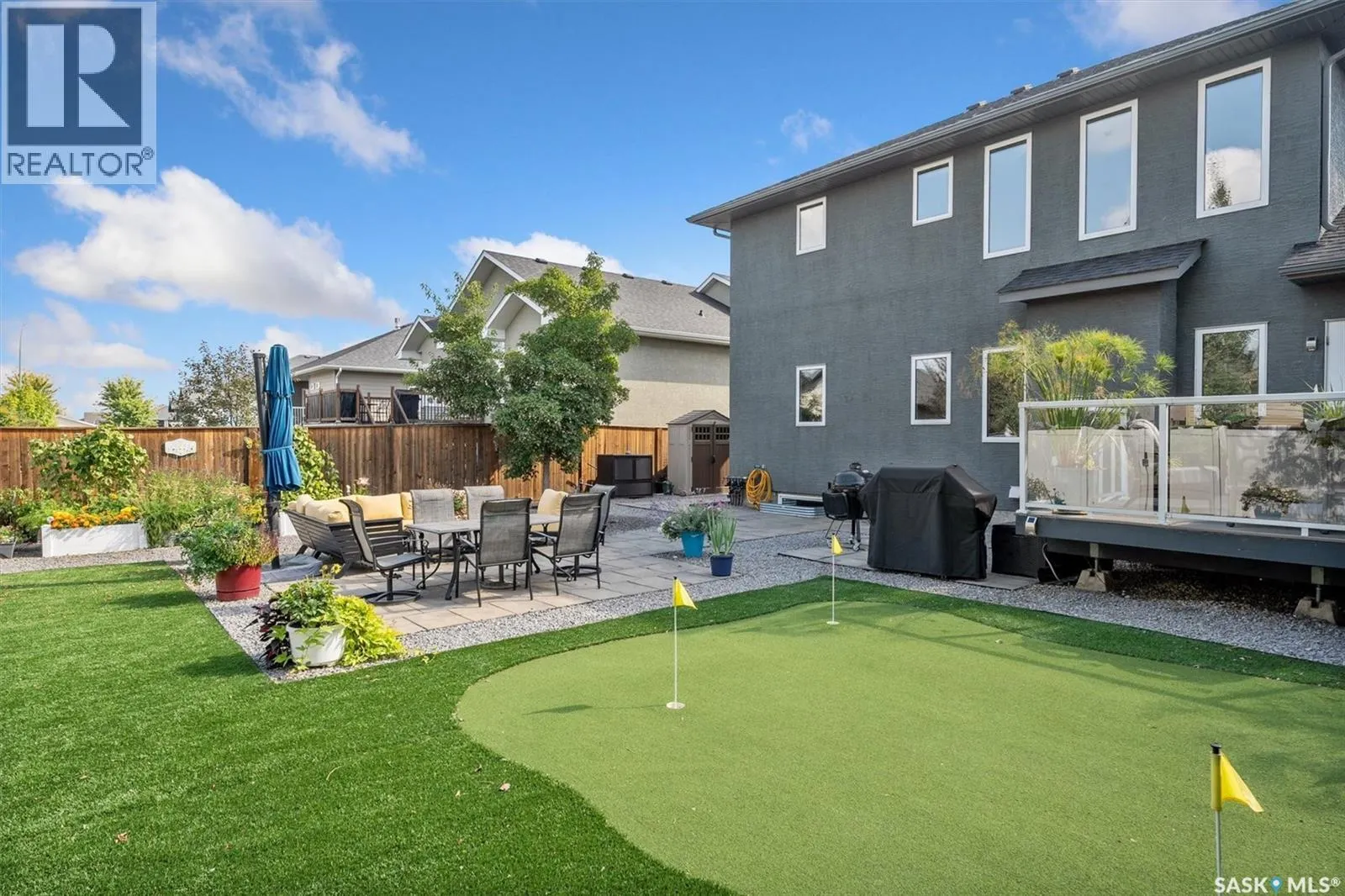 210 Clubhouse BOULEVARD