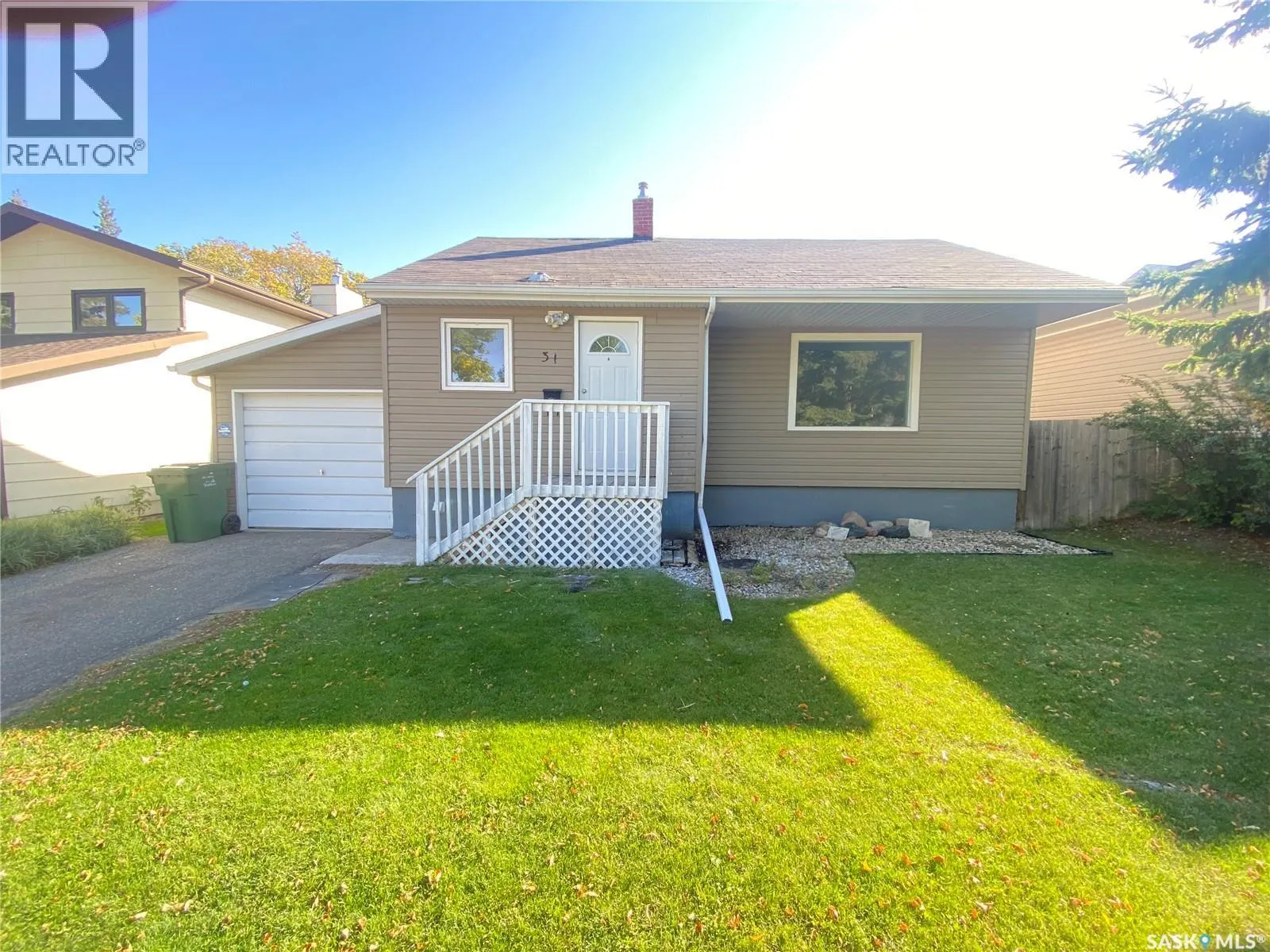 31 Irwin AVENUE