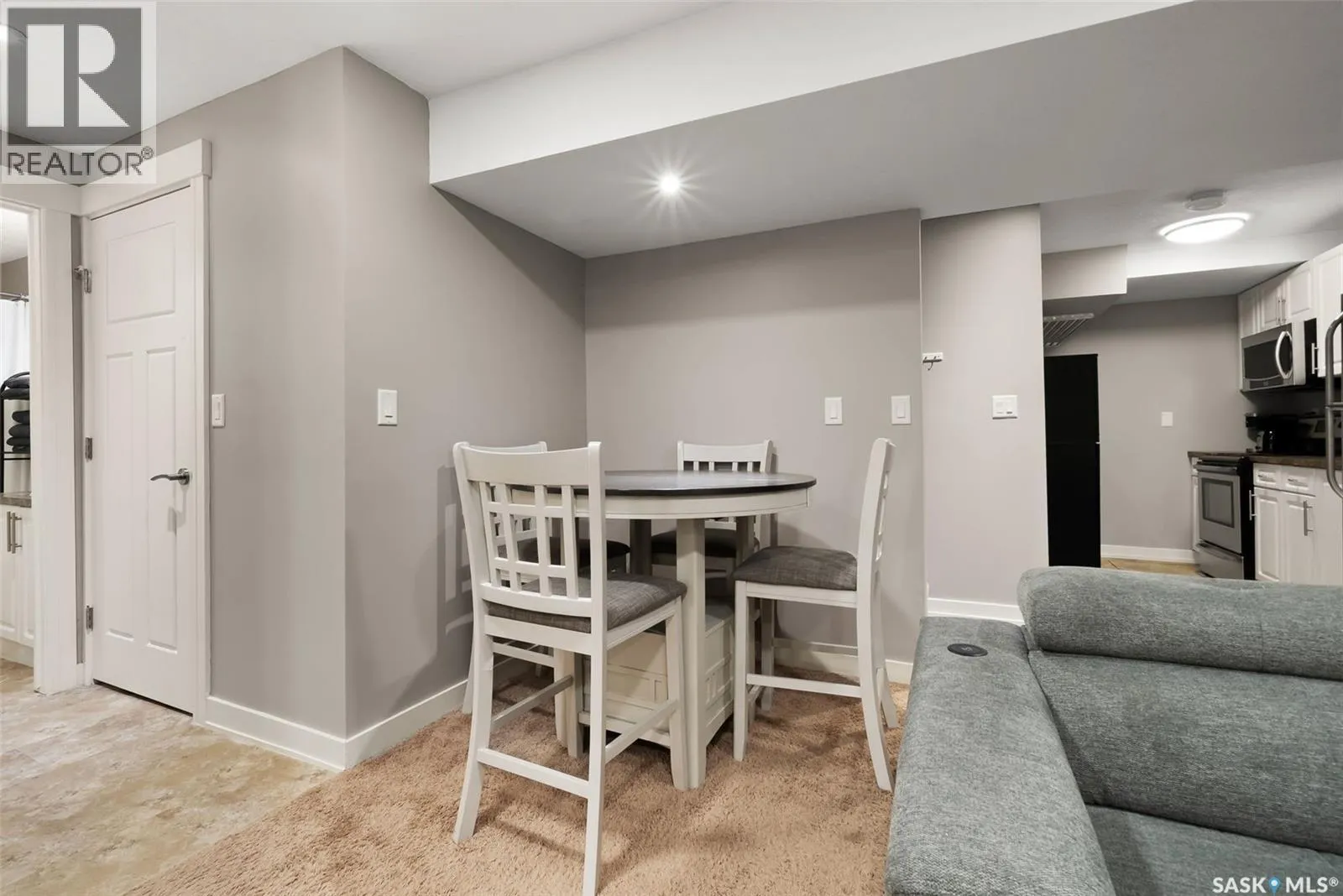 5221 Canuck CRESCENT